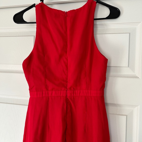 TOBI SLEEVELESS RED DRESS - Picture 5 of 8